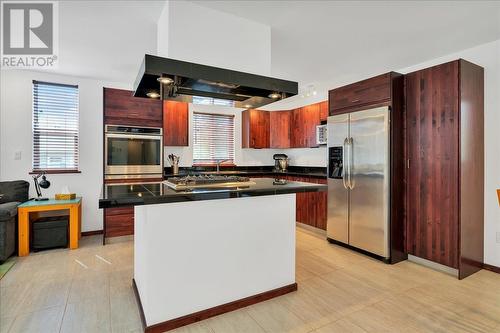 7141 Dunwaters Road Lot# 66, Kelowna, BC - Indoor Photo Showing Kitchen