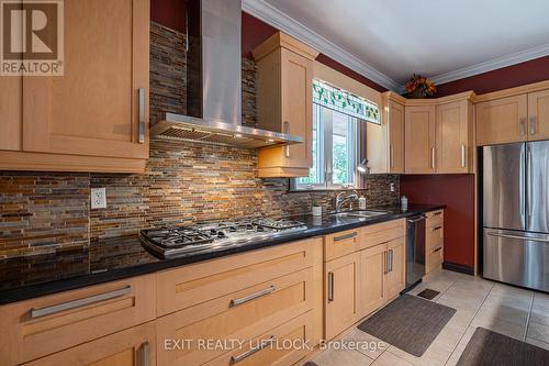 1760 Stewart Line, Cavan Monaghan, ON - Indoor Photo Showing Kitchen