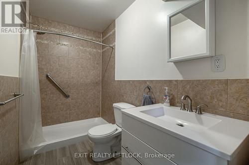 1760 Stewart Line, Cavan Monaghan, ON - Indoor Photo Showing Bathroom