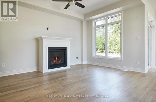 22 Coldbrook Drive, Cavan Monaghan (Millbrook), ON - Indoor Photo Showing Living Room With Fireplace