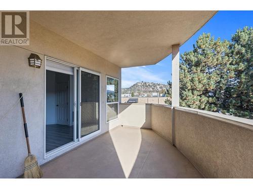 2388 Baron Road Unit# 203, Kelowna, BC - Outdoor With Exterior