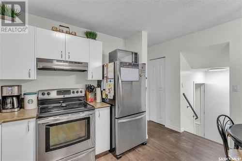 25 215 Primrose Drive, Saskatoon, SK - Indoor Photo Showing Kitchen