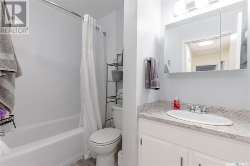 25 215 Primrose Drive, Saskatoon, SK - Indoor Photo Showing Bathroom