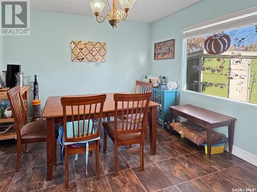 572 100Th Street, North Battleford, SK - Indoor Photo Showing Dining Room