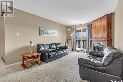 735 510 Prairie Avenue, Saskatoon, SK - Indoor Photo Showing Living Room