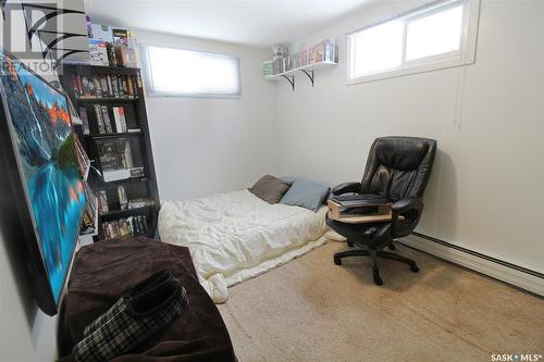 235 Sidney Street, Swift Current, SK - Indoor Photo Showing Other Room