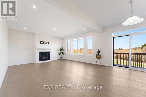 924 Lakeridge Drive, Orleans - Cumberland And Area, ON - Indoor Photo Showing Living Room With Fireplace