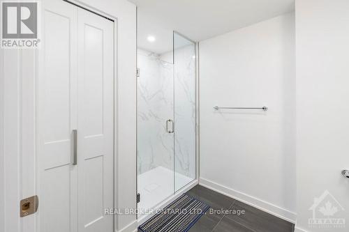 604 - 340 Queen Street, Ottawa, ON - Indoor Photo Showing Bathroom