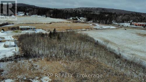 6 Siberia Road, Madawaska Valley, ON 