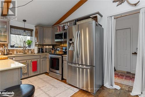 2517 Honey Harbour Road, Georgian Bay (Baxter), ON - Indoor Photo Showing Kitchen With Stainless Steel Kitchen