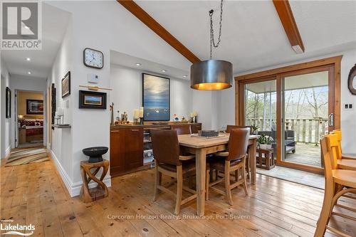 2517 Honey Harbour Road, Georgian Bay (Baxter), ON - Indoor Photo Showing Dining Room