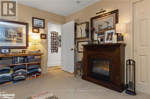 2517 Honey Harbour Road, Georgian Bay (Baxter), ON - Indoor With Fireplace