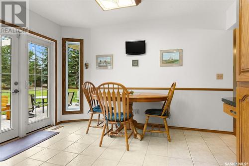 19 Sapphire Drive, Emerald Park, SK - Indoor Photo Showing Dining Room