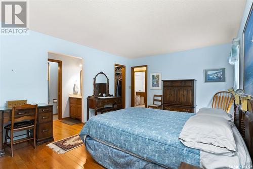 19 Sapphire Drive, Emerald Park, SK - Indoor Photo Showing Bedroom