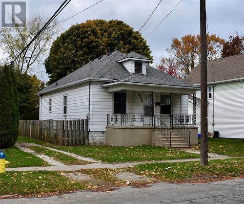 236 Davis Street, Sarnia, ON - Outdoor With Deck Patio Veranda