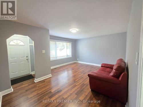 5 Golfdale Road, Barrie, ON - Indoor