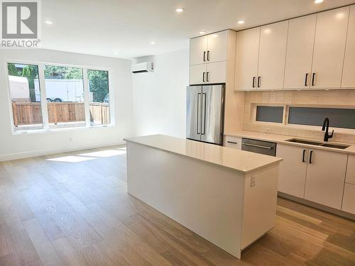 516 Robson Street Unit# B, Nelson, BC - Indoor Photo Showing Kitchen