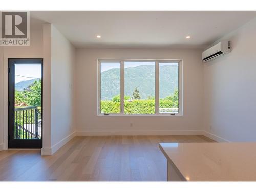 516 Robson Street Unit# A, Nelson, BC - Indoor Photo Showing Other Room