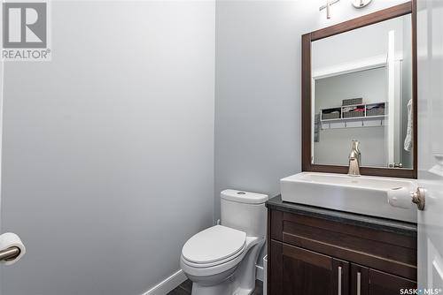 514 Wilkins Court, Saskatoon, SK - Indoor Photo Showing Bathroom