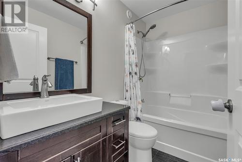 514 Wilkins Court, Saskatoon, SK - Indoor Photo Showing Bathroom