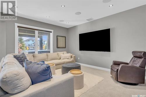 514 Wilkins Court, Saskatoon, SK - Indoor Photo Showing Living Room