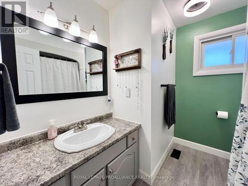 45 Edgehill Road, Belleville, ON - Indoor Photo Showing Bathroom