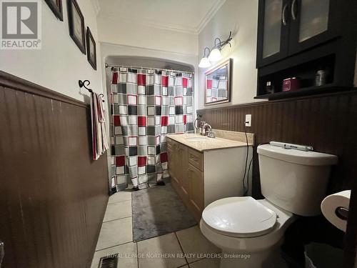 301 Birch Street N, Timmins, ON - Indoor Photo Showing Bathroom