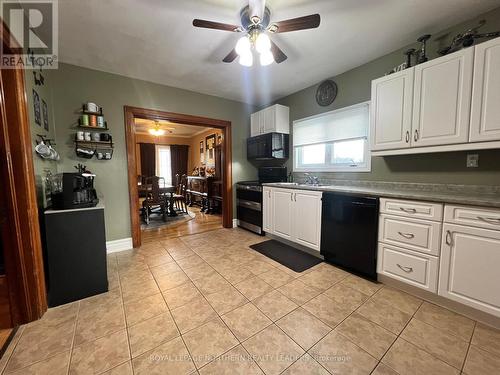 301 Birch Street N, Timmins, ON - Indoor Photo Showing Kitchen