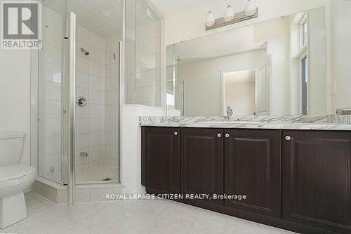 61 Emmas Way, Whitby, ON - Indoor Photo Showing Bathroom