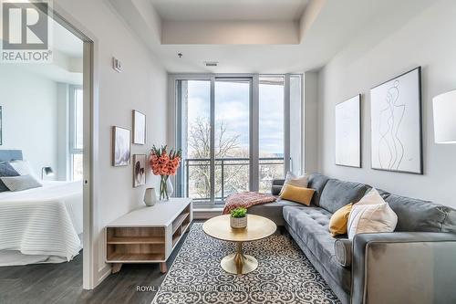 511 - 90 Glen Everest Road, Toronto, ON - Indoor Photo Showing Living Room