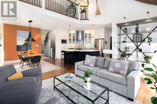 110 Landry Lane, Blue Mountains, ON - Indoor Photo Showing Living Room