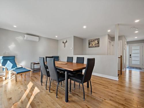 Dining room - 975 Rue Manolakos, Val-David, QC - Indoor Photo Showing Dining Room