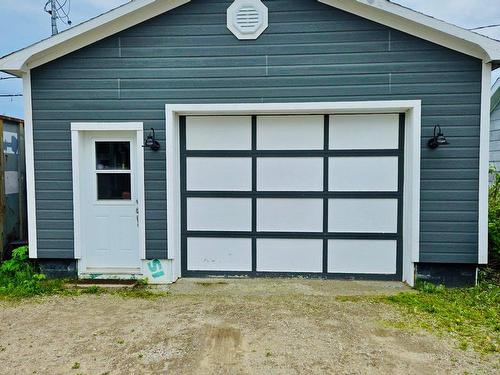 Garage - 1098 Rue Dulcinée, Havre-Saint-Pierre, QC - Outdoor With Exterior