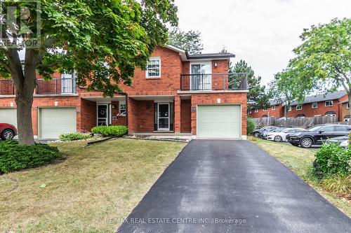 23 - 3125 Pinemeadow Drive, Burlington, ON - Outdoor With Facade