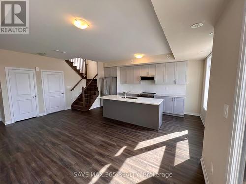 103 - 1565 Rose Way, Milton, ON - Indoor Photo Showing Kitchen