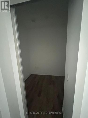 726 - 86 Dundas Street E, Mississauga, ON - Indoor Photo Showing Other Room