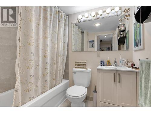 506 1501 Queensway Street, Prince George, BC - Indoor Photo Showing Bathroom