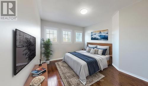 91 Lafayette Boulevard, Whitby, ON - Indoor Photo Showing Bedroom