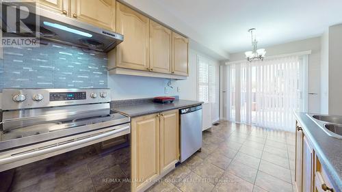 91 Lafayette Boulevard, Whitby, ON - Indoor Photo Showing Kitchen With Stainless Steel Kitchen With Double Sink