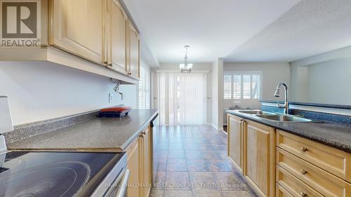 91 Lafayette Boulevard, Whitby, ON - Indoor Photo Showing Kitchen With Double Sink