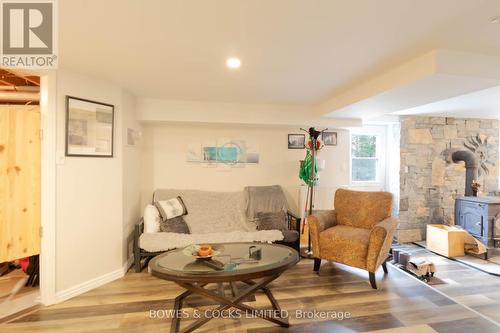 1617 County Rd 504, North Kawartha, ON - Indoor Photo Showing Living Room