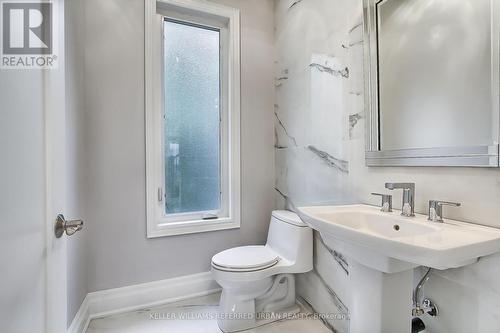 70 Brule Lake Way, Georgina, ON - Indoor Photo Showing Bathroom