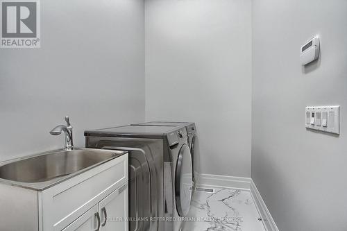 70 Brule Lake Way, Georgina, ON - Indoor Photo Showing Laundry Room