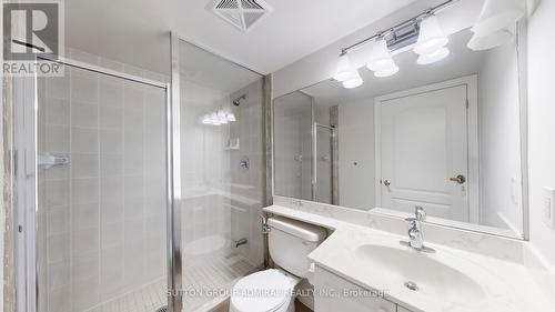 Ph809 - 3830 Bathurst Street, Toronto, ON - Indoor Photo Showing Bathroom