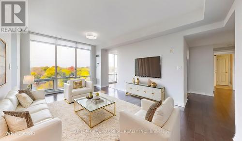 Ph809 - 3830 Bathurst Street, Toronto, ON - Indoor Photo Showing Living Room