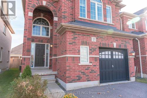 25 Swansea Street, Whitby, ON - Outdoor