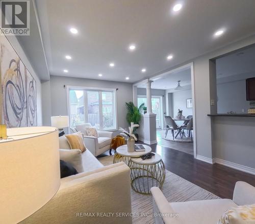 25 Swansea Street, Whitby, ON - Indoor Photo Showing Living Room