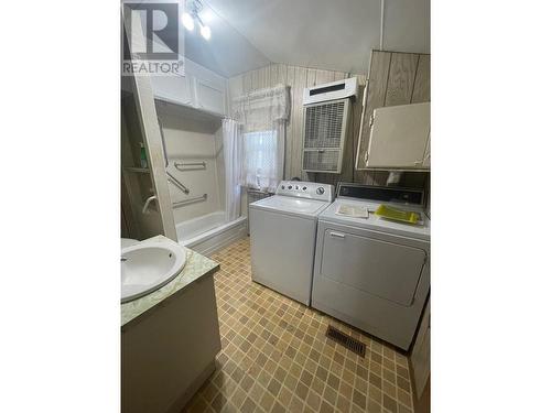 230 Beaver Street Street, Fernie, BC - Indoor Photo Showing Laundry Room