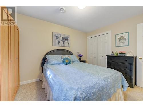 2440 Old Okanagan Highway Unit# 1004, West Kelowna, BC - Indoor Photo Showing Bedroom