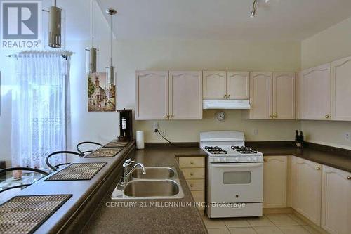 26 Clubhouse Drive, Collingwood, ON - Indoor Photo Showing Kitchen With Double Sink